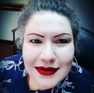 Meet your Posher, Diane